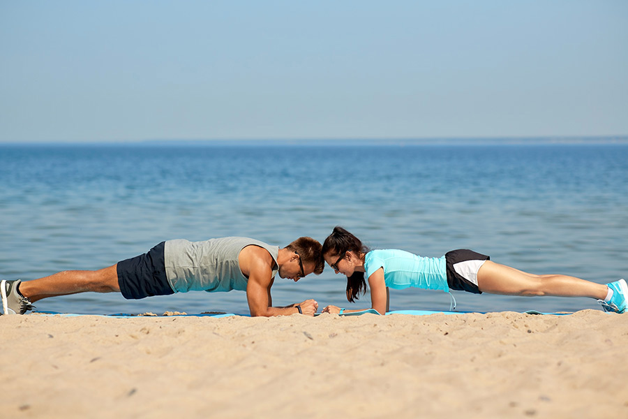 Woman with her personal trainer in Ibiza